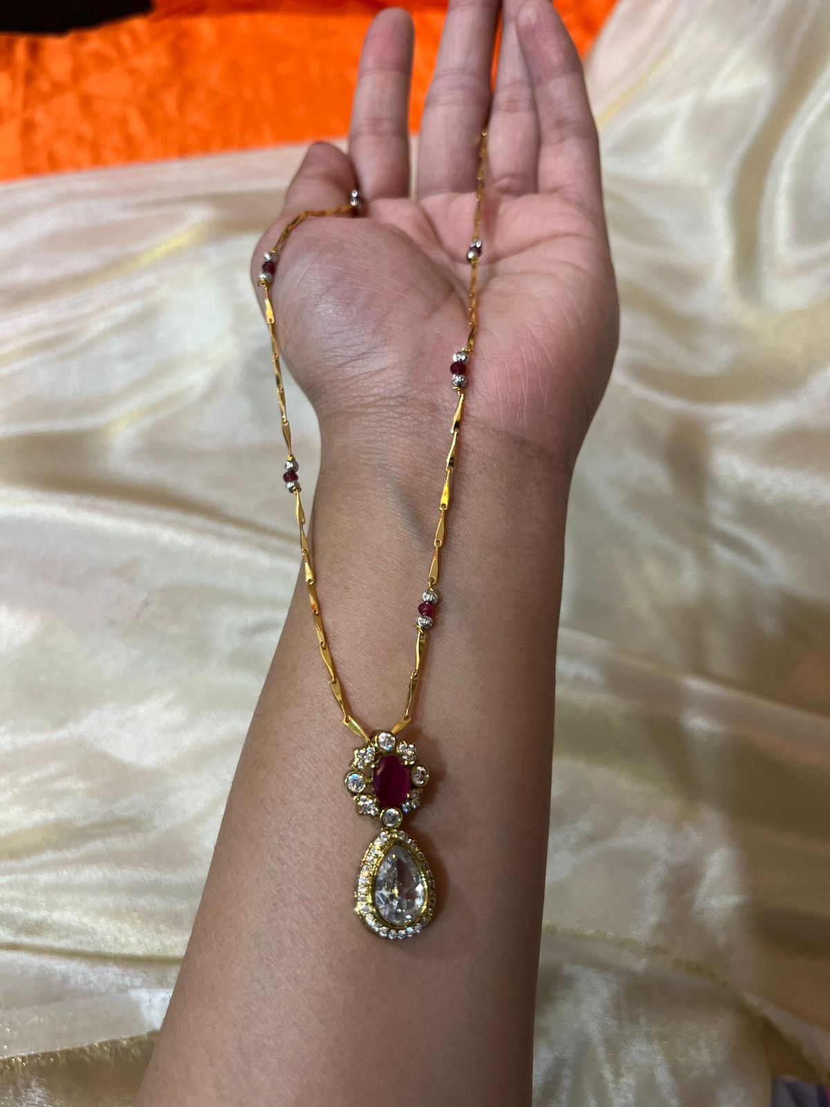 Ruby chain set with removable pendent