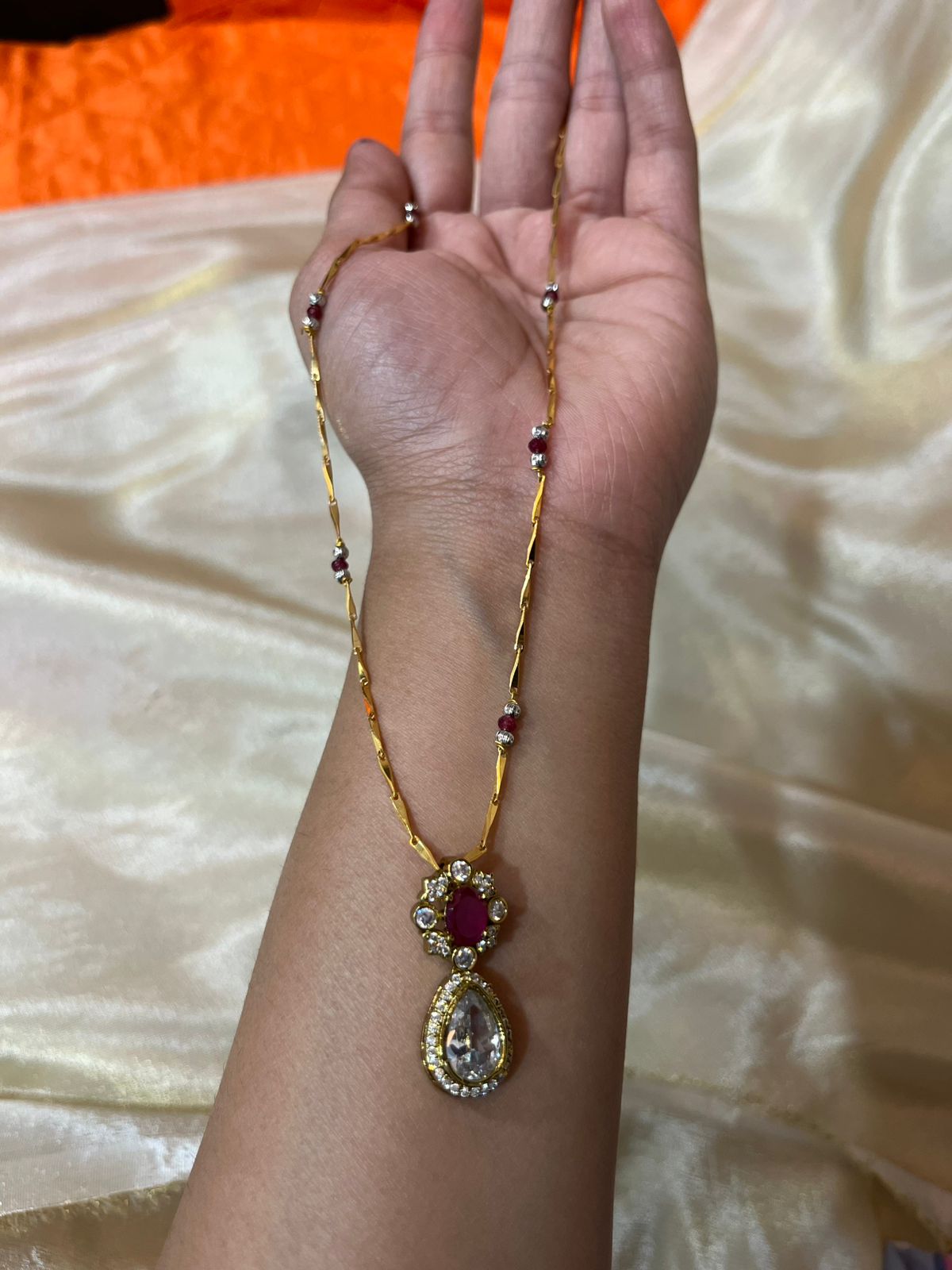 Ruby chain set with removable pendent
