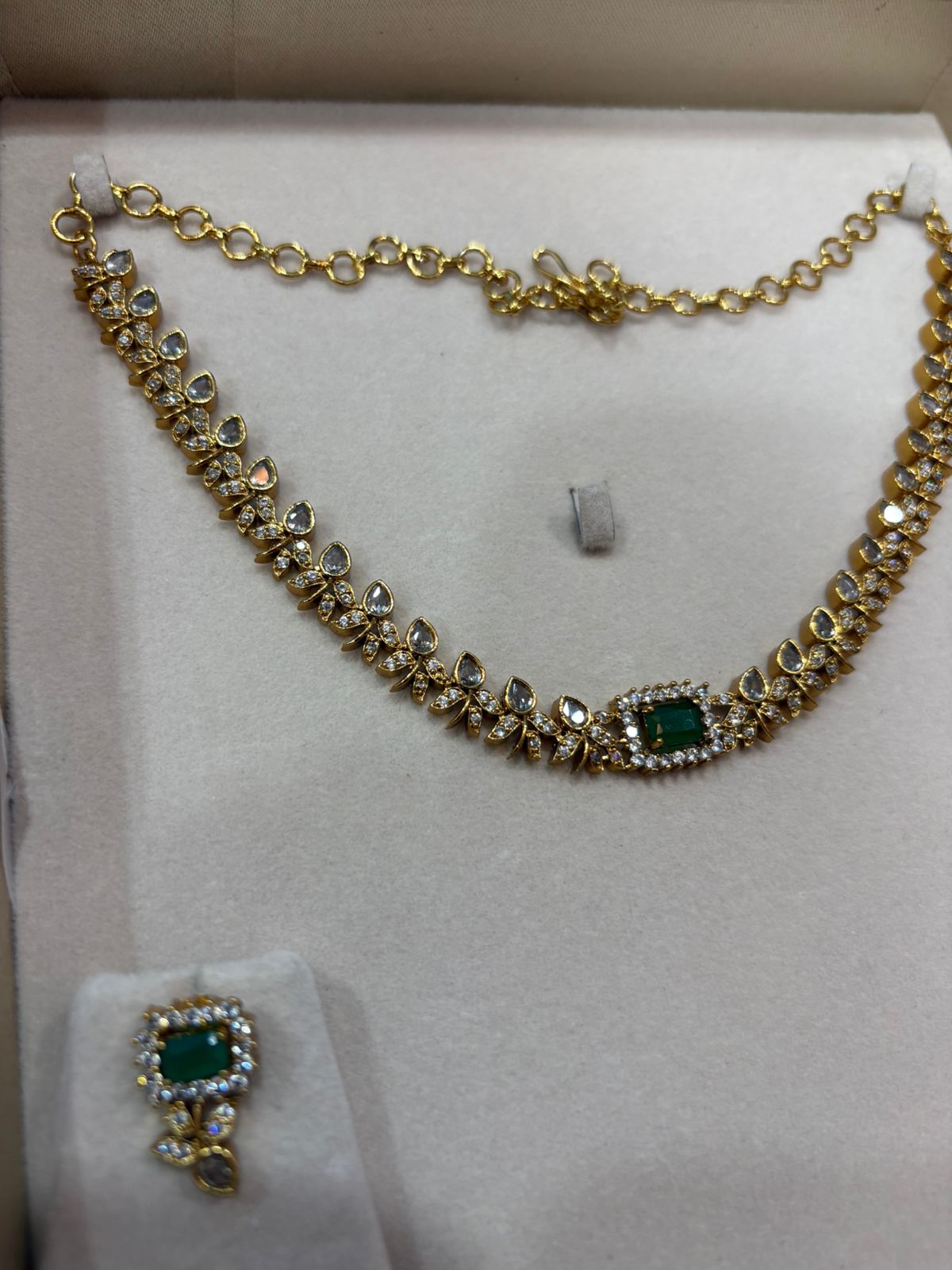 Simple CZ neckset with studs