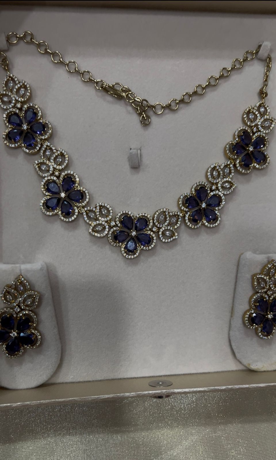 Cz and Purple stone floral Neckset in Victorian polish