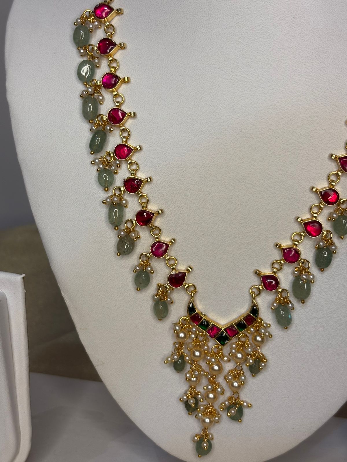 Jadau Kundan with Pearls and drop beads set
