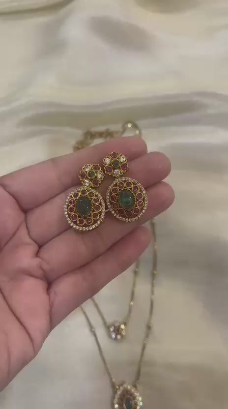 Layered chain with Earrings
